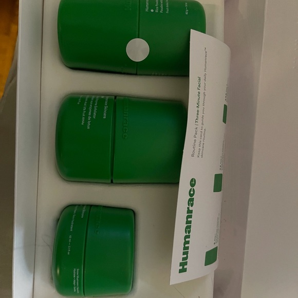 Pharrell - Picture 7 of 7